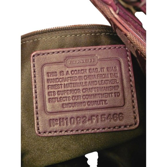 Coach Signature C Monogram Shoulder Bag Purple Leather Trim - Picture 8 of 9